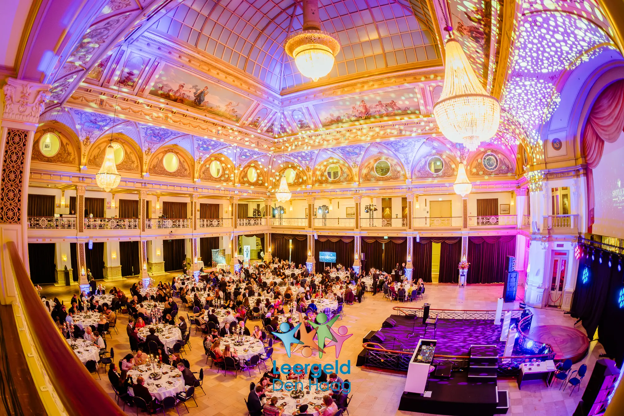 Gala in het Kurhaus voor Stichting Leergeld