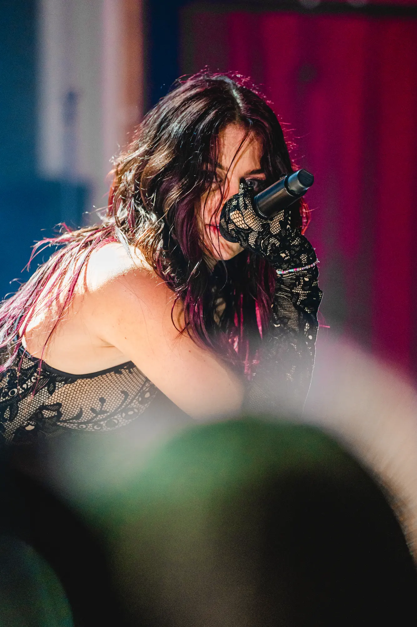 Higher Tour door Europa voor Davina Michelle