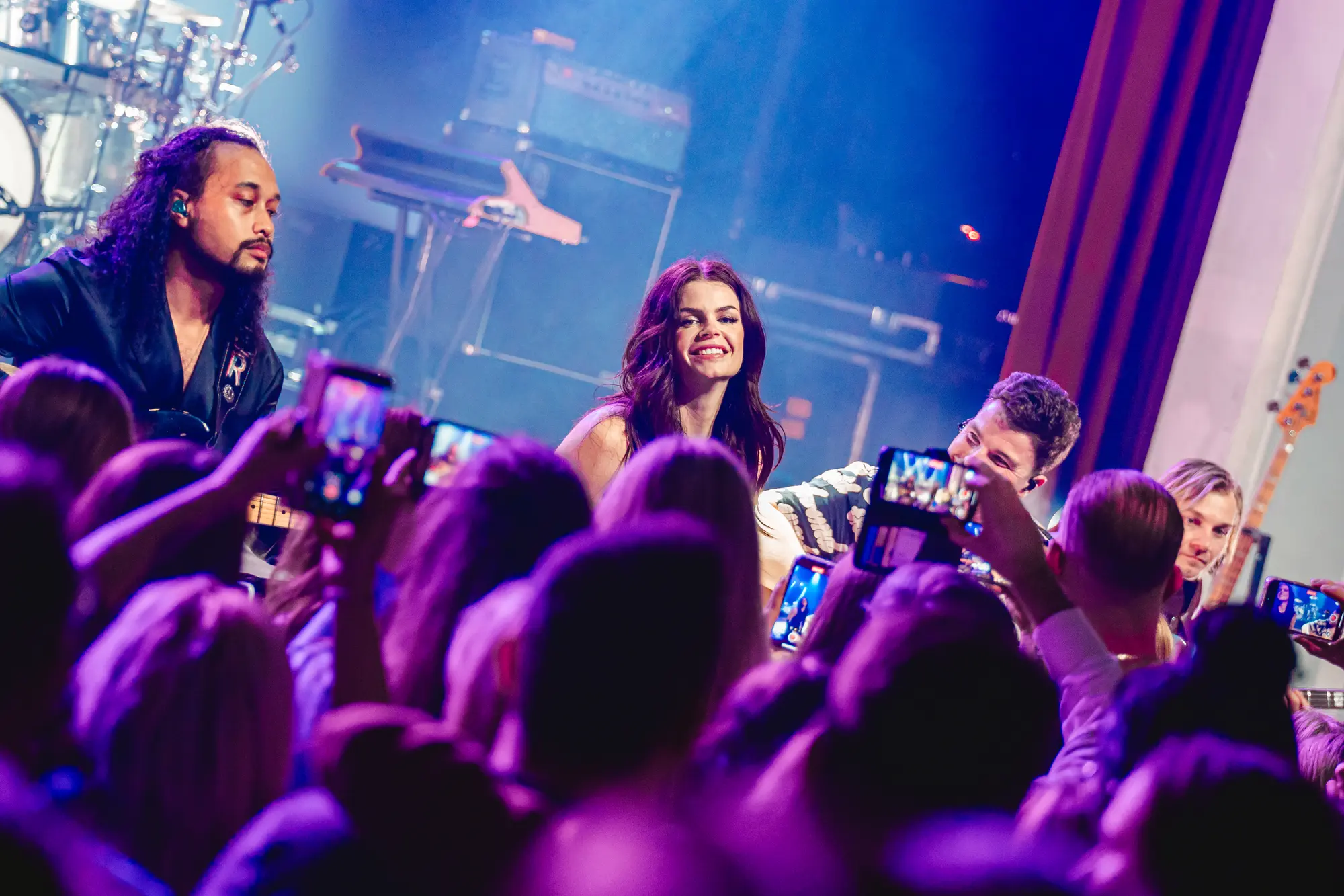 Higher Tour door Europa voor Davina Michelle